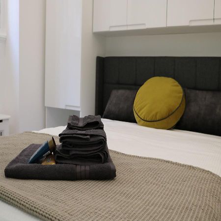 Phaedrus Living: City Center Luxury Flat Clarewood Лондон Екстер'єр фото