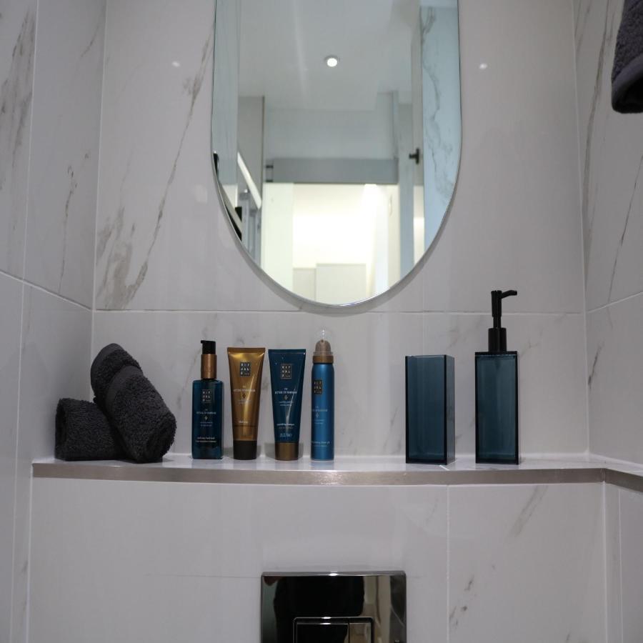 Phaedrus Living: City Center Luxury Flat Clarewood Лондон Екстер'єр фото